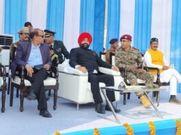 टिहरी झील महोत्सव: राज्यपाल गुरमीत सिंह पहुंचे कोटी कॉलोनी, एयर शो का लिया आनंद, विजेताओं को करेंगे सम्मानित