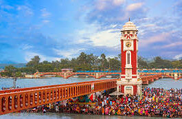 हरिद्वार में धर्म परिवर्तन: एक ही परिवार के 5 सदस्यों ने अपनाया सनातन धर्म, शहजाद बने शंकर और रजिया बनी सावित्री