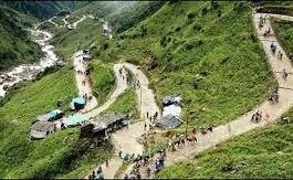 केदारनाथ धाम यात्रा मार्ग पर स्वास्थ्य विभाग की बड़ी तैयारी, 200 स्वास्थ्य कर्मी तैनात, 12 एंबुलेंस रहेंगी हर वक्त उपलब्ध