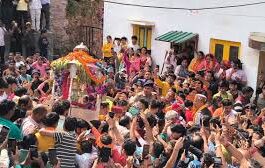 केदारनाथ धाम के कपाट खुलने की प्रक्रिया शुरू, ओंकारेश्वर मंदिर से रवाना हुई बाबा केदार की उत्सव डोली