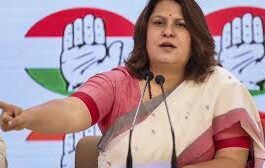 देहरादून में सुप्रिया श्रीनेत का केंद्र पर हमला, बोलीं—महिला आरक्षण के नाम पर लोकतंत्र से खिलवाड़ नहीं सहेंगे