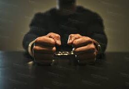 सितारगंज: पति की हैवानियत, मारपीट के बाद जबरन बनाए संबंध; गला दबाकर हत्या का प्रयास