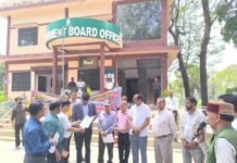 कोटद्वार: लैंसडौन का नाम बदलने के विरोध में बाजार बंद, सड़कों पर उतरे लोग; रक्षा मंत्री को भेजा ज्ञापन