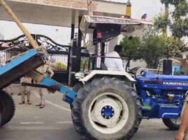 Uttarakhand Special Session: महिला आरक्षण पर आज विशेष सत्र, कांग्रेस विधायक ने विधानसभा गेट पर पलटी गन्ने से भरी ट्रॉली