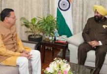 उत्तराखंड की विकास योजनाओं और कानून व्यवस्था पर राज्यपाल से मिले सीएम धामी व कांग्रेस प्रतिनिधिमंडल