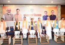उत्तराखंड दौरे के अंतिम दिन भाजपा अध्यक्ष नितिन नवीन ने टपकेश्वर महादेव के किए दर्शन, युवाओं को दिया नेतृत्व और संगठन मजबूती का मंत्र