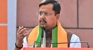 Uttarakhand BJP: बूथ से विधानसभा तक की रिपोर्ट लेकर पहुंचे राष्ट्रीय अध्यक्ष, नेताओं को दिखाया जीत का रोडमैप