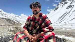 बदरीनाथ धाम में आज से सजेगा धीरेंद्र शास्त्री का दिव्य दरबार, पांच दिवसीय हनुमान कथा को लेकर श्रद्धालुओं में उत्साह
