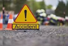 Almora Road Accident: जन्मदिन की खुशियां मातम में बदलीं, ट्रक से टकराई स्कूटी; युवक की मौत