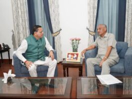 मुख्यमंत्री धामी से पूर्व सीएम विजय बहुगुणा ने शिष्टाचार भेंट