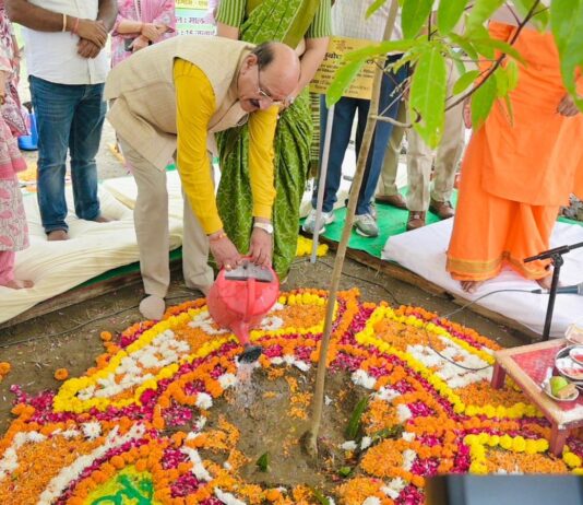 “हर गाँव का यही पैगाम, एक पेड़ माँ के नाम”: हरेला पर्व पर मालदेवता में हुआ भव्य वृक्षारोपण अभियान