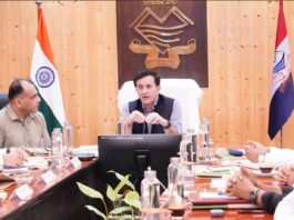पुलिस महानिदेशक ने अभिसूचना एवं सुरक्षा विभाग के कार्यों की समीक्षा की