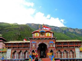 बद्रीनाथ में बना आस्था का नया कीर्तिमान, यात्री संख्या के सभी पुराने रिकॉर्ड टूटे