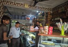 मिठाई की ट्रे पर निर्माण और एक्सपायरी डेट लिखना अनिवार्य, खाद्य विभाग ने की 27 दुकानों पर जांच