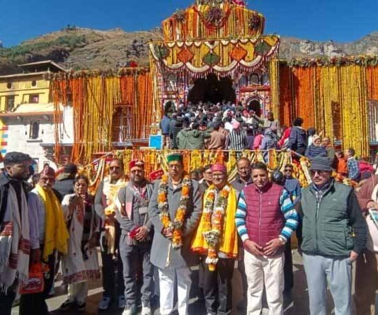 दो सप्ताह बाद बीकेटीसी के अस्थायी कर्मचारियों का धरना समाप्त