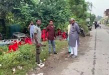 नशे में धुत वाहन चालक ने शोकाकुल परिवार के पांच भाइयों को रौंदा
